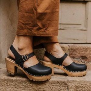 MIA  Abba Women’s  Black Leather Platform Clog Sandal size 40